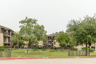 Anna Dupree Terrace in Houston, TX - Building Photo - Building Photo