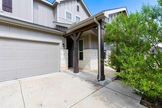 332 Zuma Dr in Liberty Hill, TX - Building Photo - Building Photo