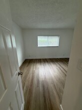 1201 NW 15th Ct, Unit 2 in Boca Raton, FL - Building Photo - Building Photo