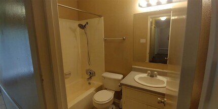 902 Maryland Dr in Austin, TX - Building Photo - Building Photo