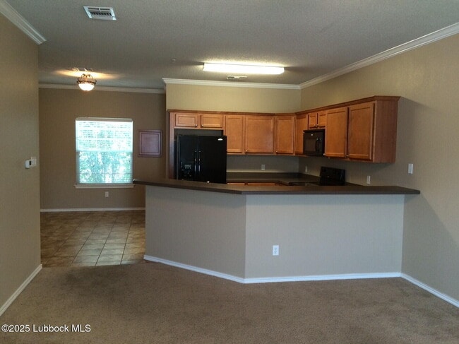 2110 Main St in Lubbock, TX - Foto de edificio - Building Photo