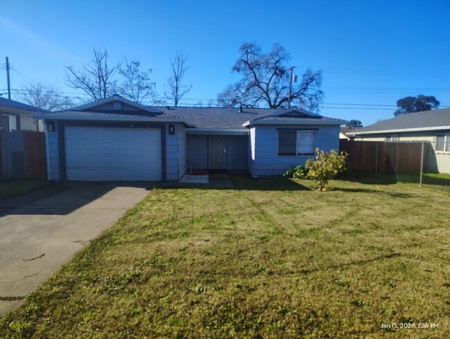 3729 Clay St in Sacramento, CA - Building Photo - Building Photo