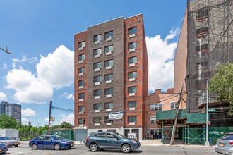 1893 Crotona Ave in Bronx, NY - Foto de edificio - Building Photo