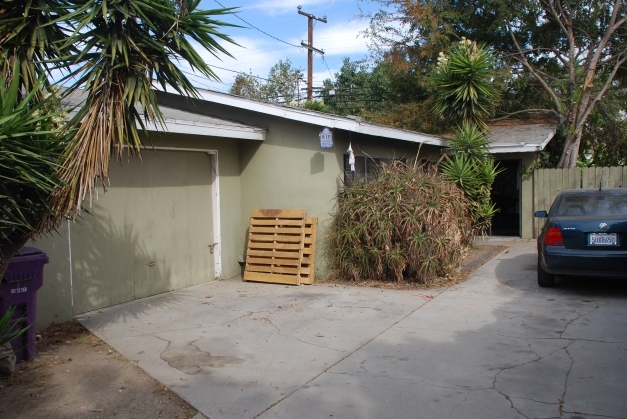 2131 E Poppy St in Long Beach, CA - Building Photo - Building Photo