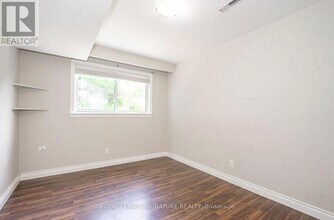 4 Jane Crescent in Barrie, ON - Building Photo - Building Photo