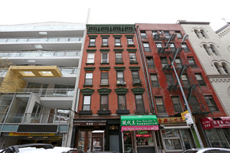 121 Baxter St in New York, NY - Building Photo - Building Photo