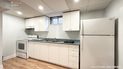 2-132 Willowridge Rd in Toronto, ON - Building Photo - Building Photo