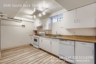 2490 S Race St in Denver, CO - Foto de edificio - Building Photo