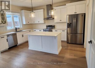 89 Royal Cres in Southwold, ON - Building Photo - Building Photo