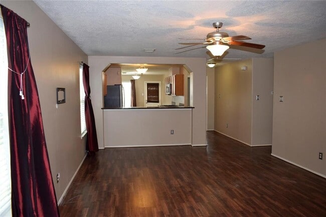 property at 19102 Prairie Bluff Dr