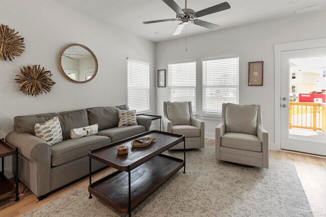 14334 Gardenglen Dr in Pensacola, FL - Building Photo - Building Photo