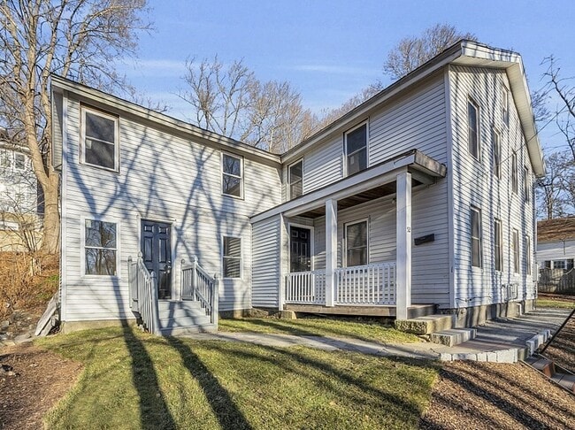 52-54-54 Mt Globe St in Fitchburg, MA - Building Photo - Building Photo