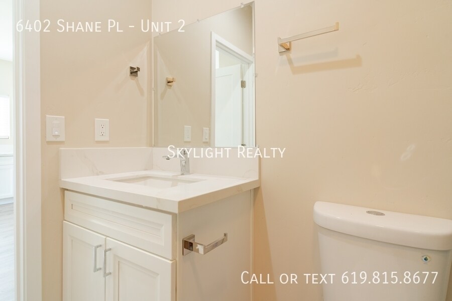 6402 Shane Pl in San Diego, CA - Building Photo