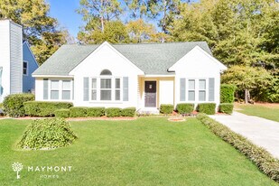 104 Huntwood Trail in Hopkins, SC - Building Photo