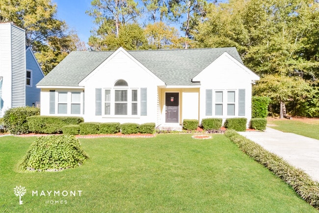 property at 104 Huntwood Trail