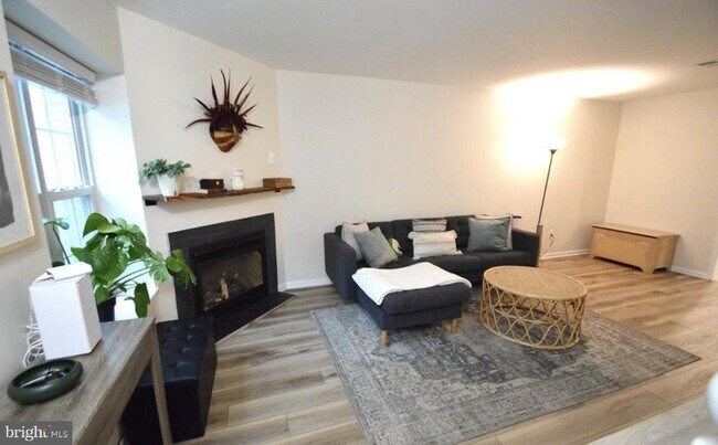 138 Creekside Ct in Newark, DE - Building Photo - Building Photo