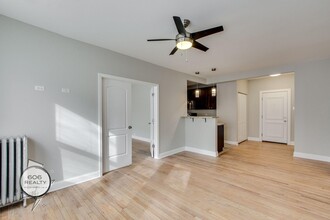 842 E 53rd St in Chicago, IL - Building Photo - Building Photo
