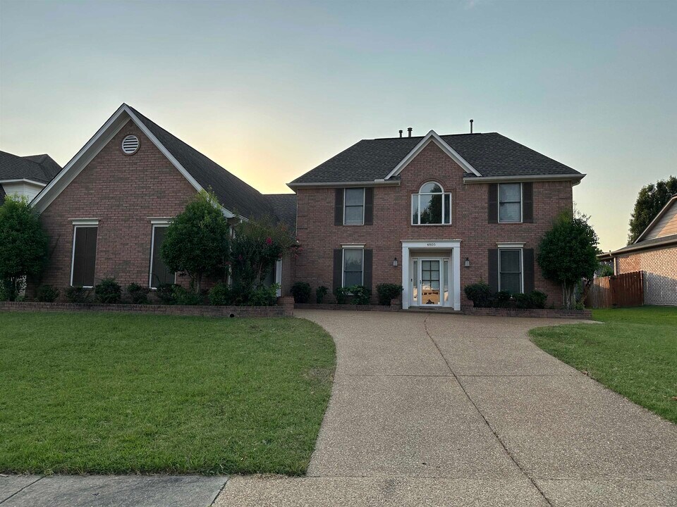4805 Rainy Pass Rd in Collierville, TN - Building Photo