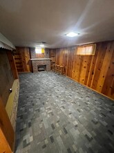 9419 Behrwald Ave in Brooklyn, OH - Foto de edificio - Building Photo