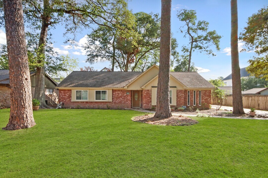 19514 Whitewood Dr in Spring, TX - Building Photo
