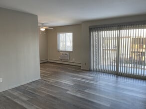 Fountain Villa Apartments in Cincinnati, OH - Building Photo - Building Photo