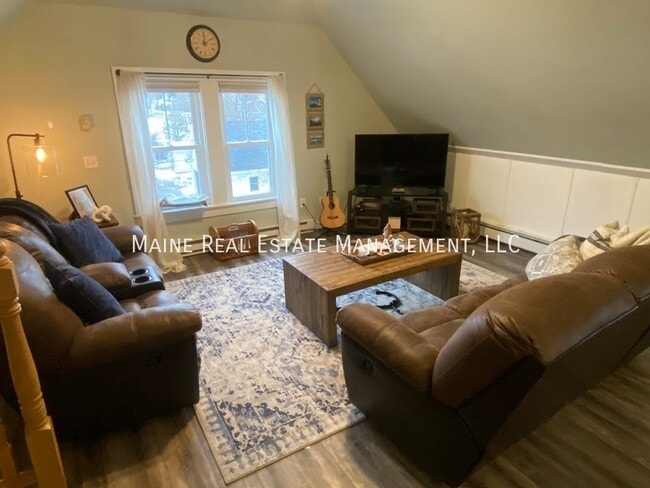 94 Otis St in Bangor, ME - Building Photo - Building Photo