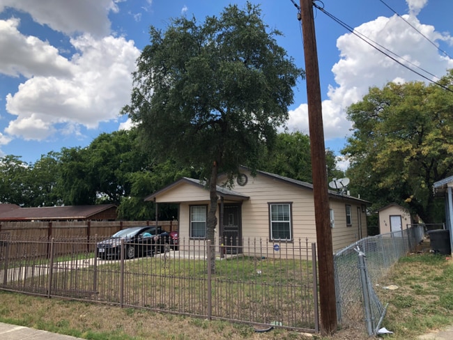 279 Caddo in San Antonio, TX - Building Photo - Building Photo