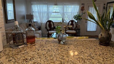 98 Westbury E in Deerfield Beach, FL - Building Photo - Building Photo