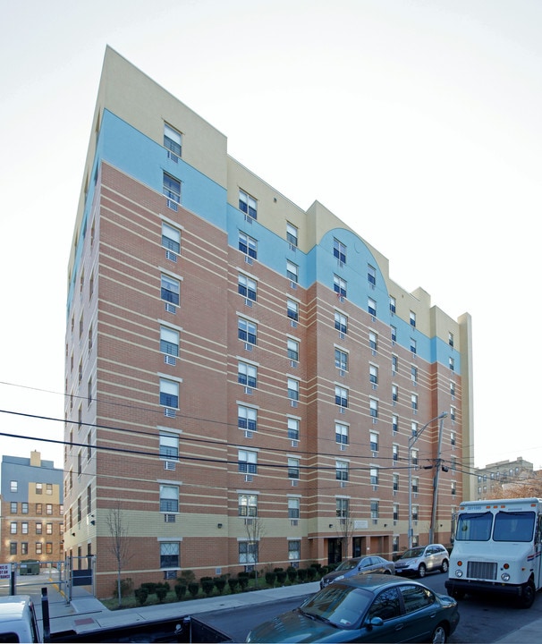 Highland Avenue Senior Apartments in Yonkers, NY - Building Photo