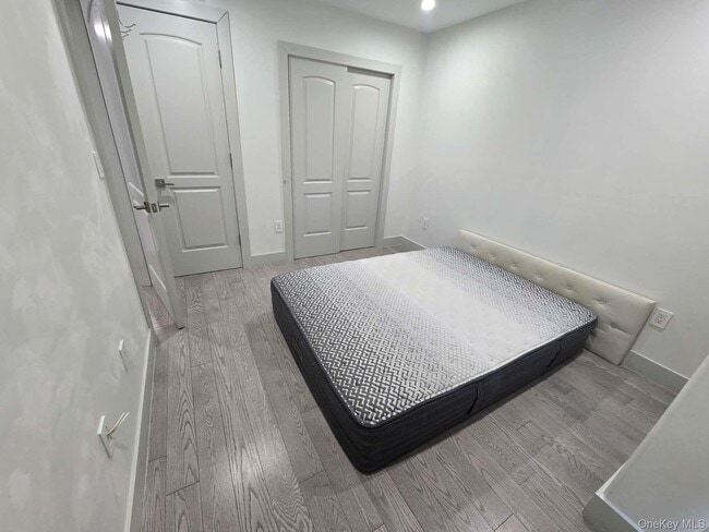 41-62-62 Bowne St in Queens, NY - Building Photo - Building Photo