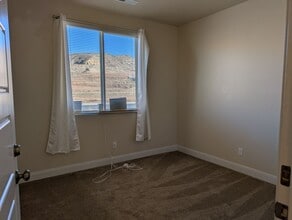 951 N Main St in La Verkin, UT - Building Photo - Building Photo