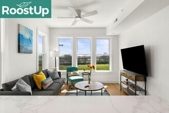 695 Bennington St in Boston, MA - Building Photo - Building Photo