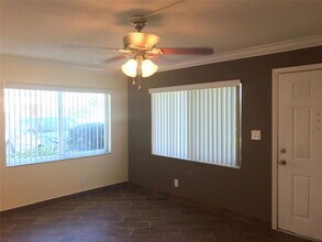 2300 SE 2nd St in Pompano Beach, FL - Building Photo - Building Photo