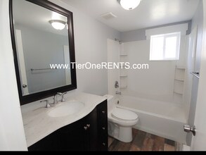 3665 S 5200 W-Unit -B in West Valley City, UT - Foto de edificio - Building Photo