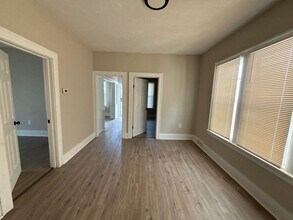 9142 Isham Ave in Detroit, MI - Building Photo - Building Photo
