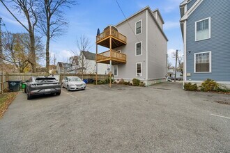 68 Edson St, Unit 2 in Boston, MA - Foto de edificio - Building Photo