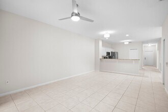 10044 Heather Ln in Naples, FL - Building Photo - Building Photo
