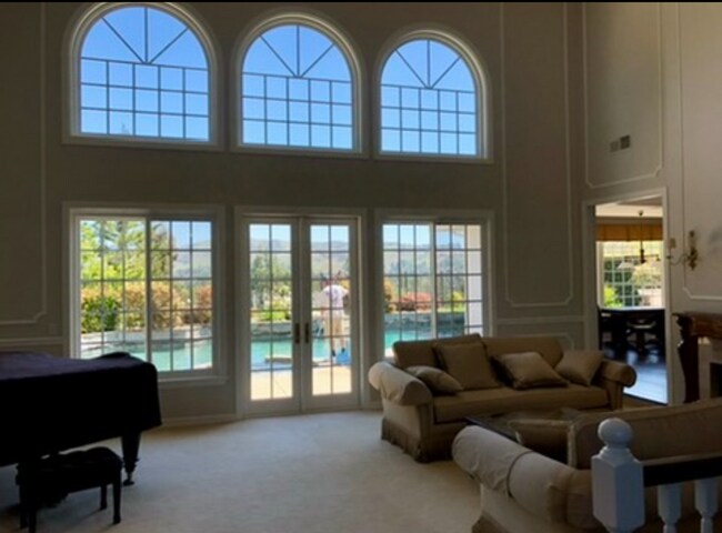 5970 Kingham Ct in Agoura Hills, CA - Foto de edificio - Building Photo