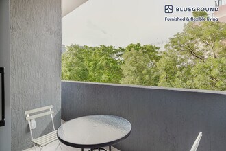 452 NE 31st St in Miami, FL - Building Photo - Building Photo