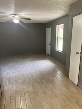 984 Asheville Dr in Slidell, LA - Foto de edificio - Building Photo