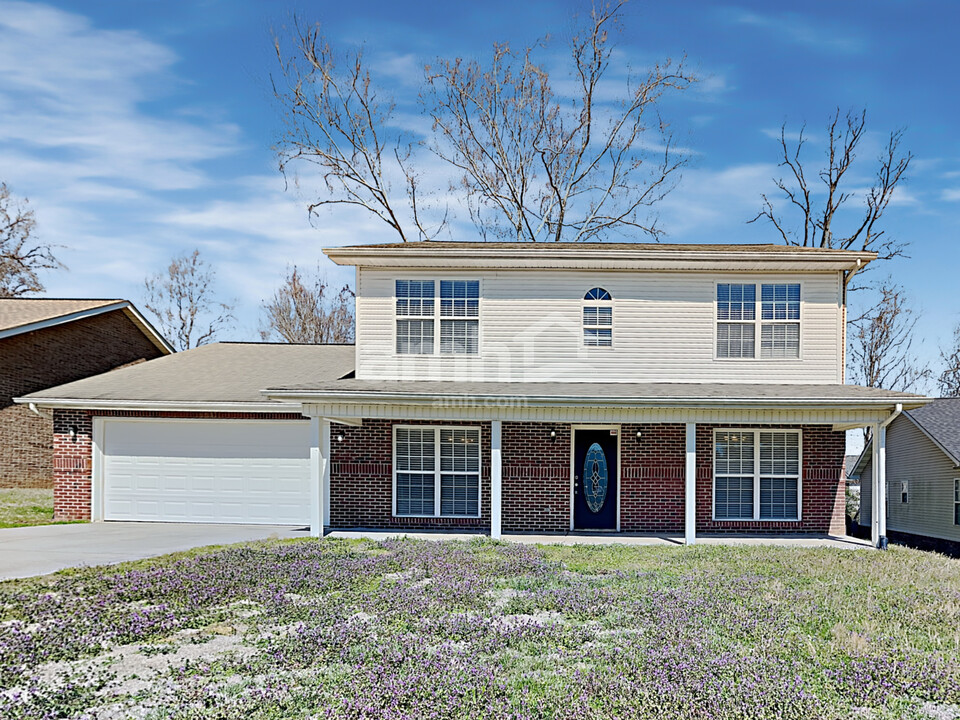 1620 Chicory in Maryville, TN - Building Photo