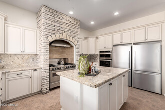 14188 W Hope Dr in Surprise, AZ - Building Photo - Building Photo