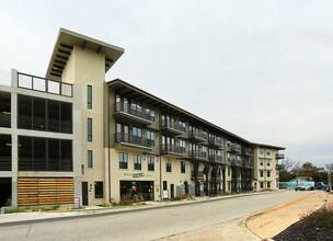 Hangar in Austin, TX - Building Photo - Building Photo