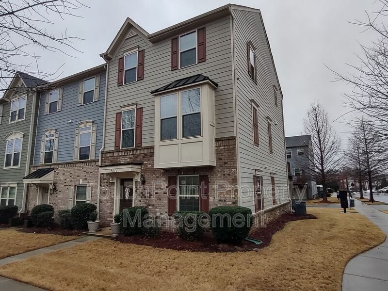 4073 Zilker Park Dr in Charlotte, NC - Building Photo
