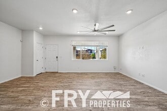 21061 E 60th Ave in Aurora, CO - Building Photo - Building Photo