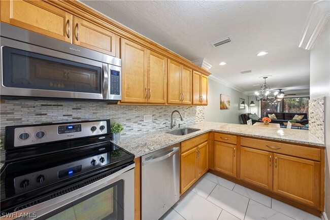 5312 Treetops Dr-Unit -H-102 in Naples, FL - Building Photo - Building Photo