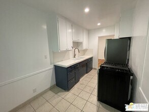 1416 S Hayworth Ave in Los Angeles, CA - Building Photo - Building Photo