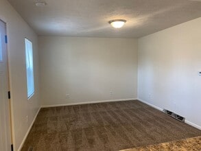 611 S Boston Ave in Hastings, NE - Building Photo - Building Photo