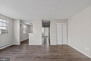 1714 Rhawn St in Philadelphia, PA - Building Photo