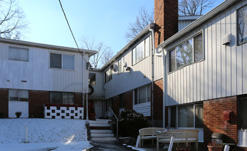 823 Lincoln Ave in Cincinnati, OH - Foto de edificio - Building Photo